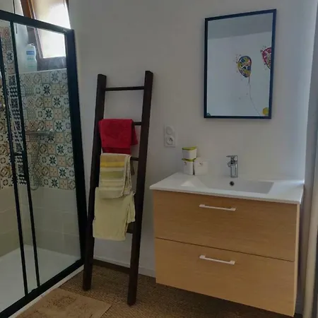 Petit Nid Apartment *
